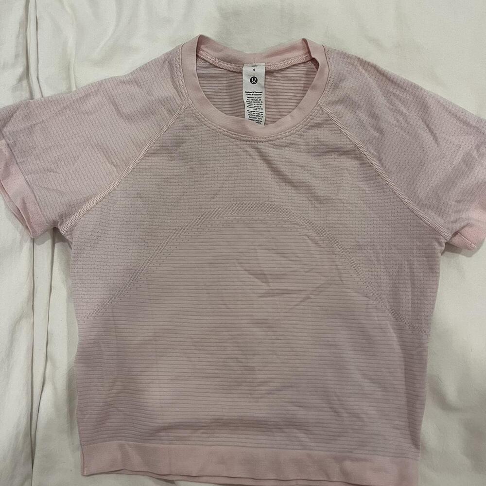 Lululemon Women's Pink Top